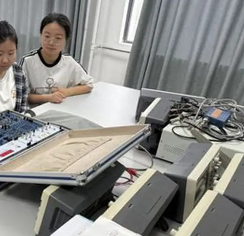香港VPN加速可能指的是通过使用VPN(虚拟专用网络)服务来加速互联网访问的过程,尤其是在香港特别行政区使用VPN服务来提高网络连接速度或绕过某些限制 香港VPN加速可能指的是通过使用VPN(虚拟专用网络)服务来加速互联网访问的过程,尤其是在香港特别行政区使用VPN服务来提高网络连接速度或绕过某些限制